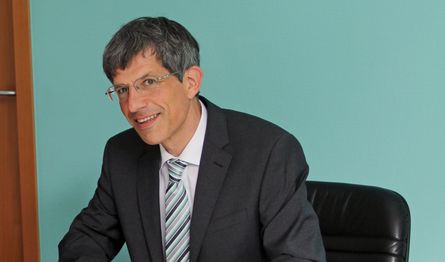 Geschäftsführer Dipl. -Ing. Rainer Hauff 