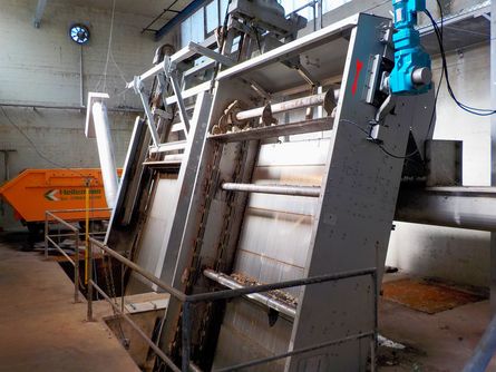 Die Rechenanlage der mechanischen Reinigungsstufe. 